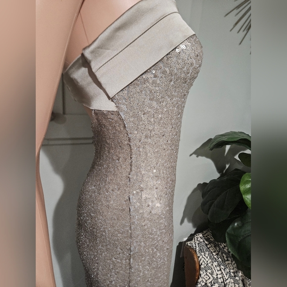 ALTAR’D STATE Champagne Sequin Strapless Maxi Dress Slit NWT Size S - Picture 15 of 16